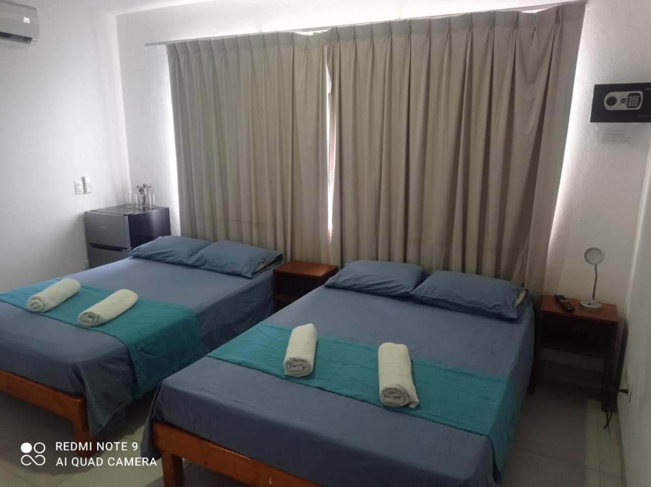 Casa De Huespedes Taino Bed and Breakfast Cancún Eksteriør billede