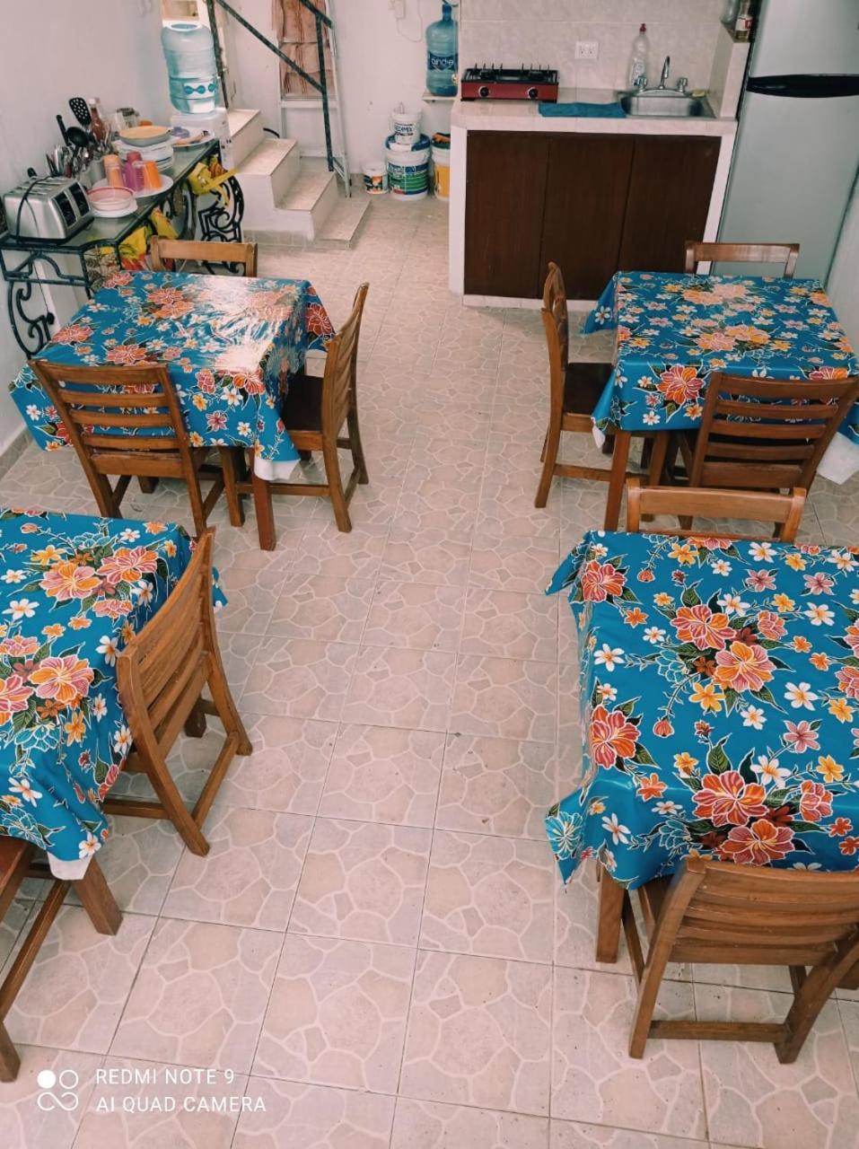 Casa De Huespedes Taino Bed and Breakfast Cancún Eksteriør billede